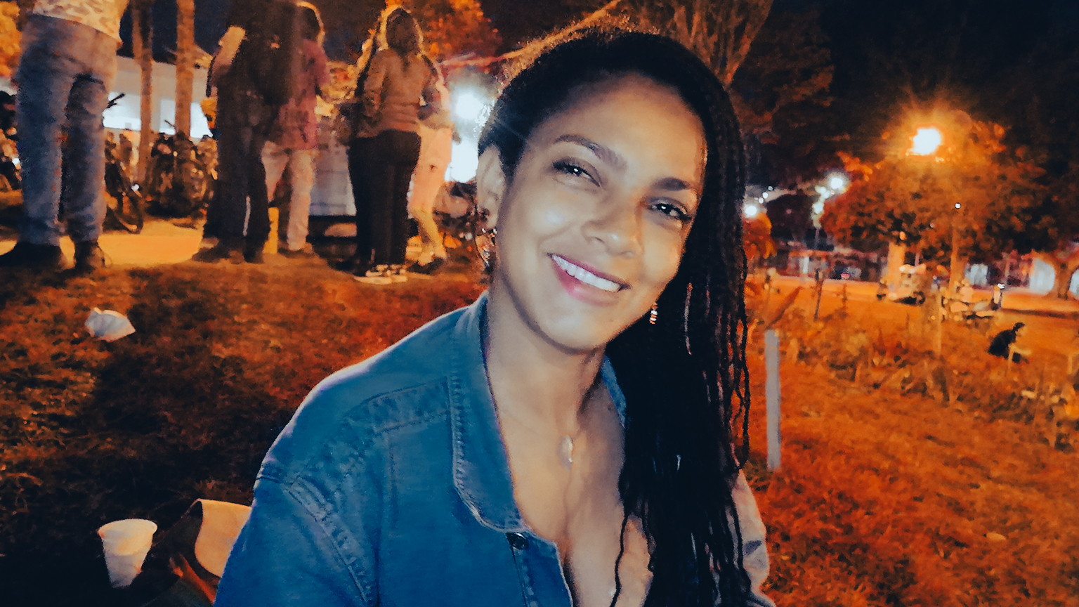 Angela Palacios representante legal